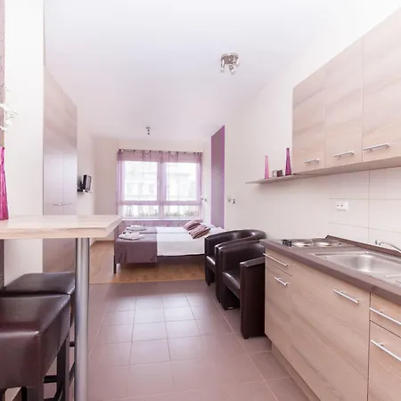 Ξενοδοχείο με διαμερίσματα Florin