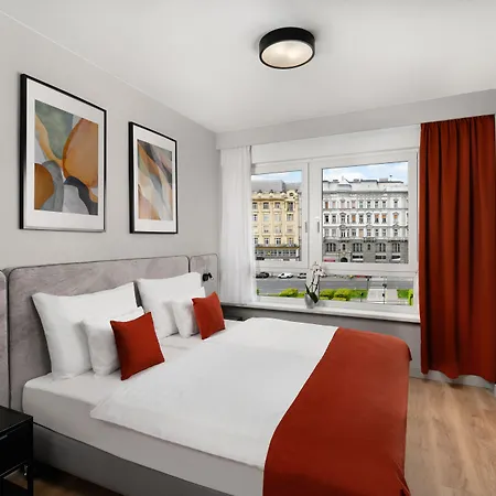 Ξενοδοχείο με διαμερίσματα Florin 3*